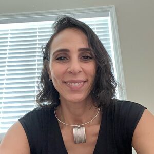 Meet your Posher, Nadia